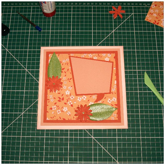 Making A Floral Easel Card With The Cricut Mini - Flowers