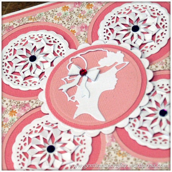 Spellbinders Show Card No.3 - Whirl About Cut, Tuck and Fold Die Set Close Up