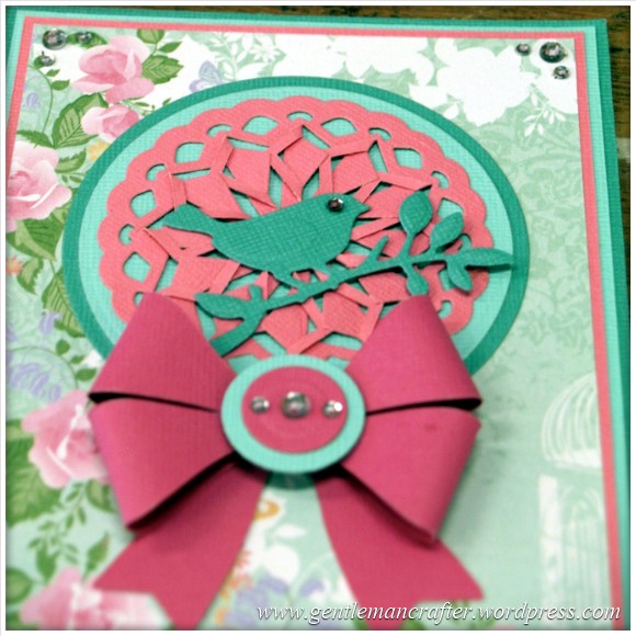 Spellbinders Show Sample Close Up 5 - Whirl About Cut, Tuck and Fold Die Set