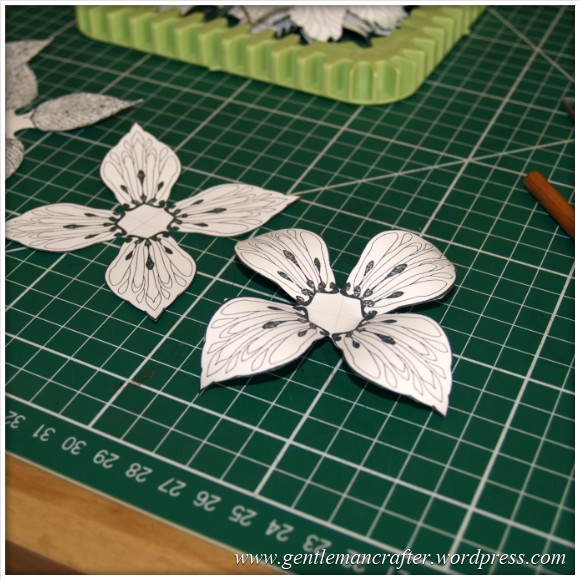 Making Dimensional Flowers with Inkadinkado Stamping Gear - (4)