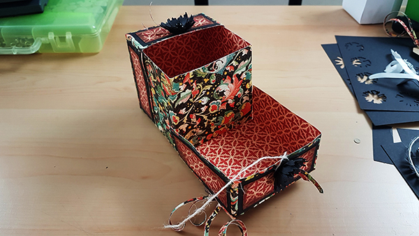 Create A Clamshell Style Memory Box From Scratch With Graphic 45 Paper (18)