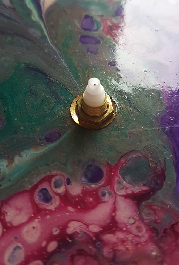 Acrylic Paint Pour Clock by John Bloodworth Gentleman Crafter (7)
